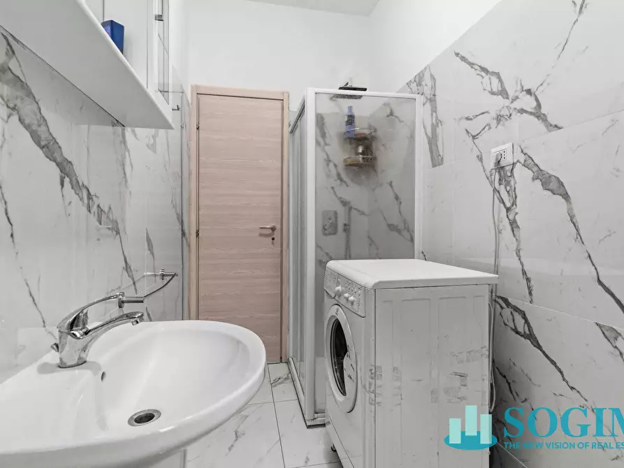 Immagine 13 di Appartamento in vendita  in Via Cilea 8 a Pioltello