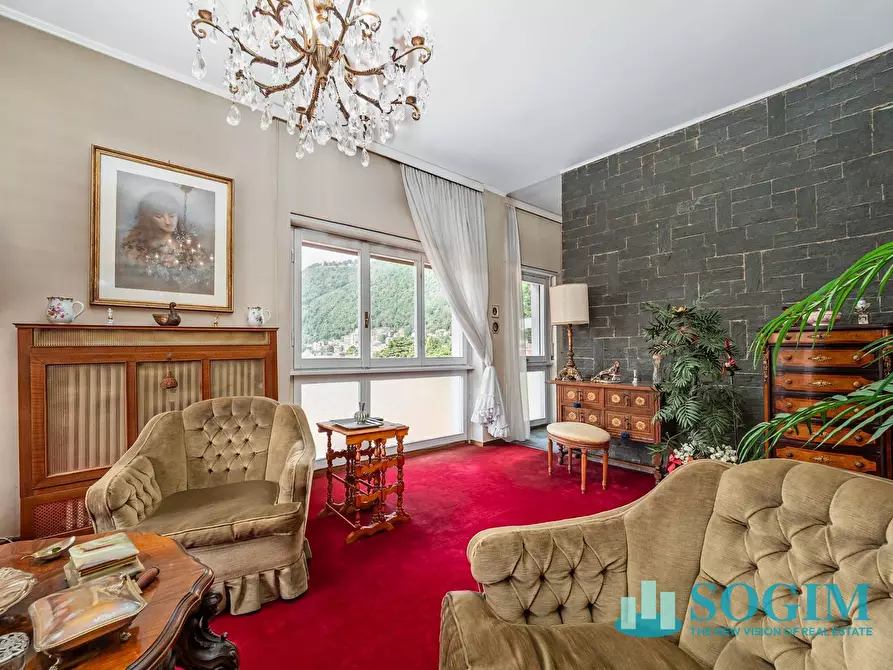 Immagine 7 di Appartamento in vendita  in via Luigi Dottesio 8 a Como