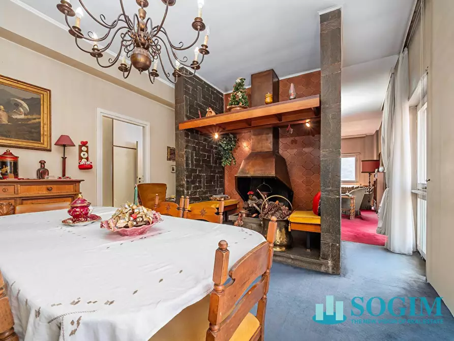 Immagine 10 di Appartamento in vendita  in via Luigi Dottesio 8 a Como