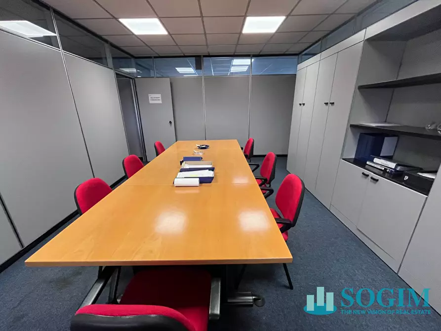 Immagine 5 di Capannone industriale in vendita  a Assago