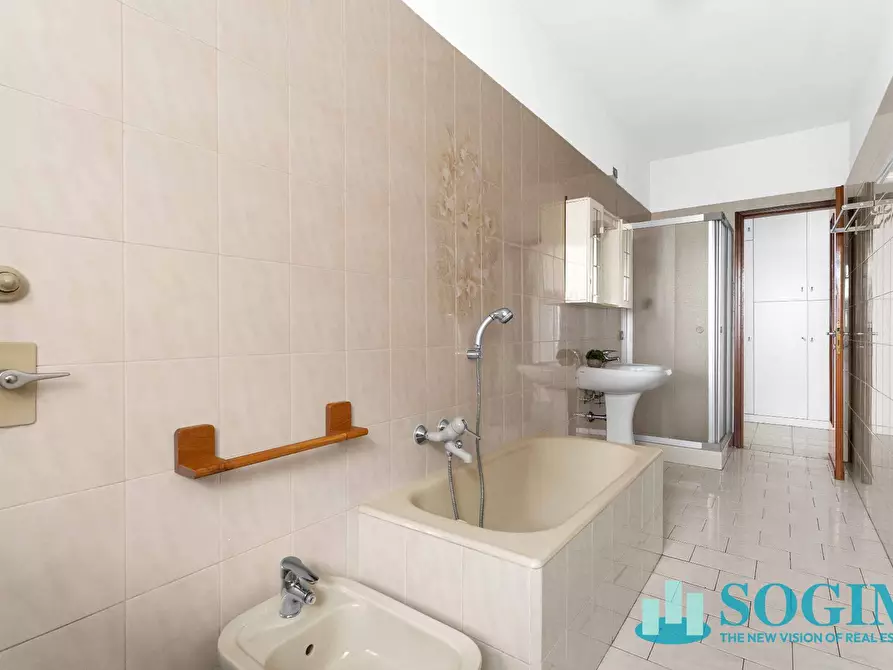 Immagine 38 di Appartamento in vendita  in Via Monte Gran Sasso 53 a Cinisello Balsamo