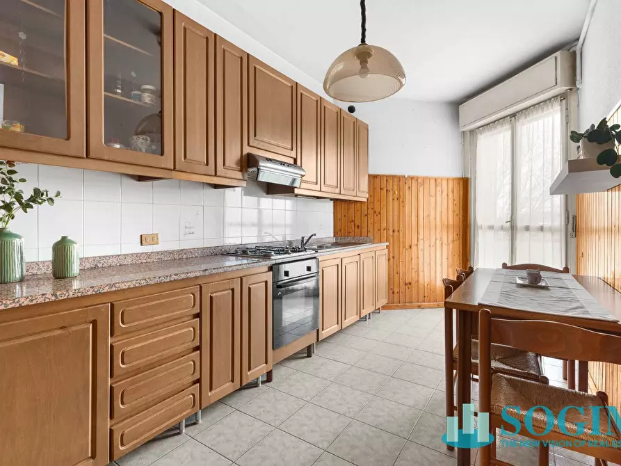 Immagine 10 di Appartamento in vendita  in Via Monte Gran Sasso 53 a Cinisello Balsamo