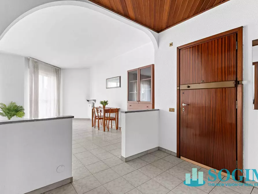 Immagine 3 di Appartamento in vendita  in Via Monte Gran Sasso 53 a Cinisello Balsamo