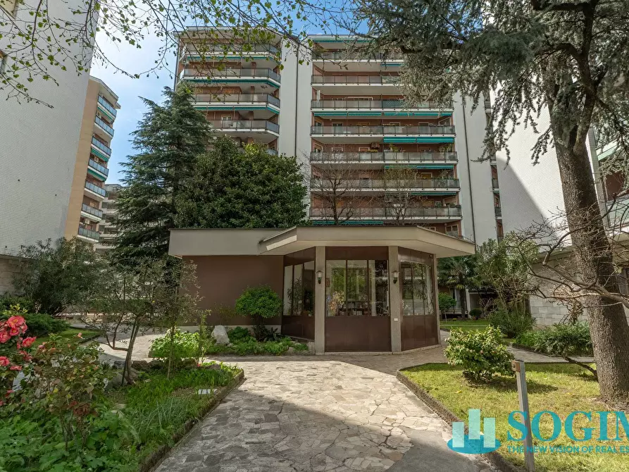 Immagine 40 di Appartamento in vendita  in Via Monte Gran Sasso 53 a Cinisello Balsamo