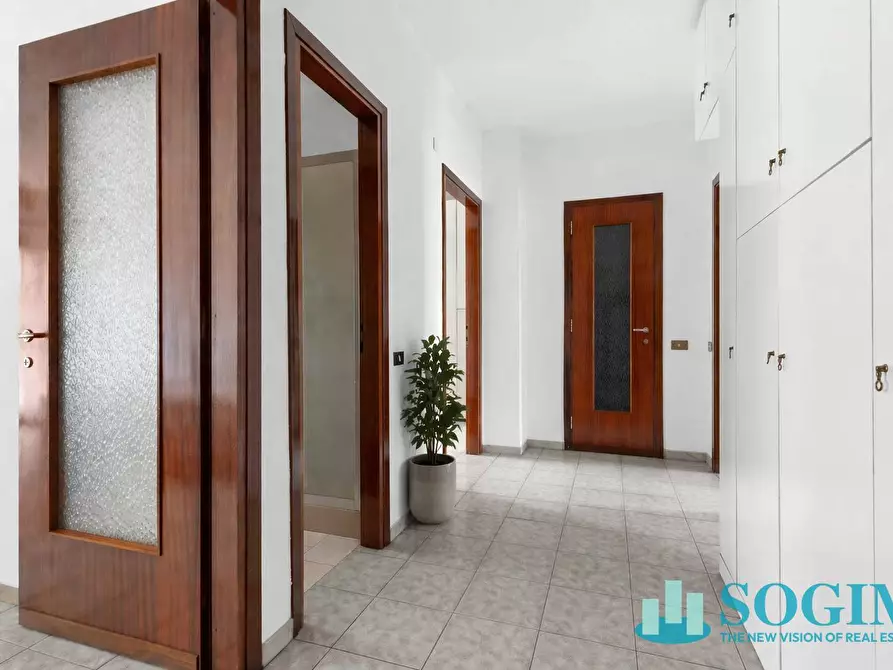 Immagine 17 di Appartamento in vendita  in Via Monte Gran Sasso 53 a Cinisello Balsamo