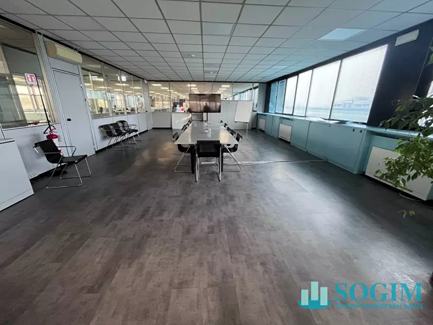 Immagine 16 di Capannone industriale in vendita  a Assago