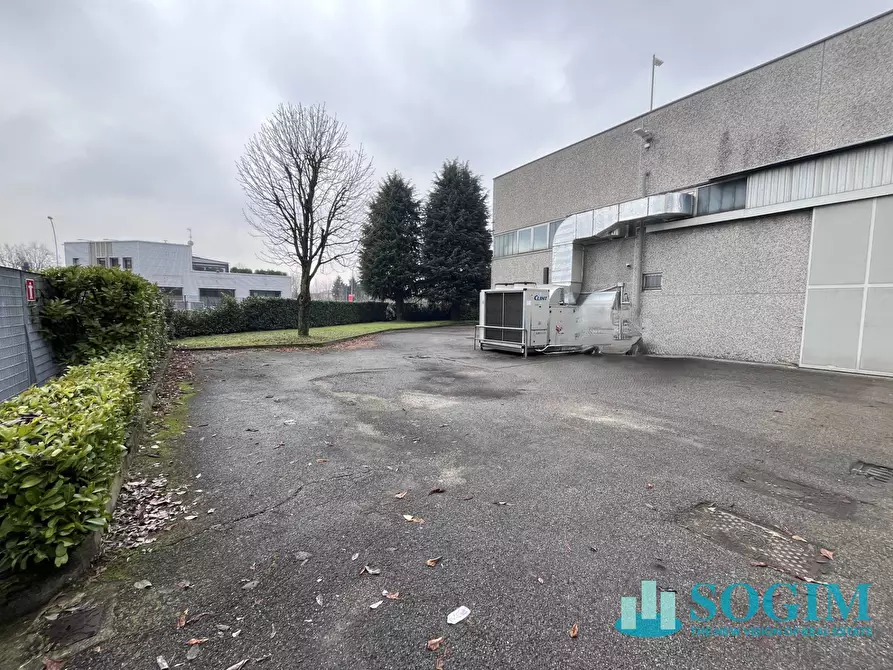 Immagine 4 di Capannone industriale in vendita  in Via Galvani a Assago