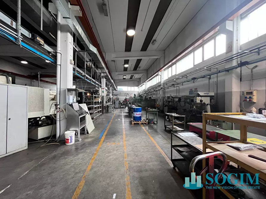 Immagine 7 di Capannone industriale in vendita  in Via Galvani a Assago