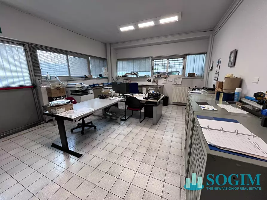 Immagine 13 di Capannone industriale in vendita  in Via Galvani a Assago