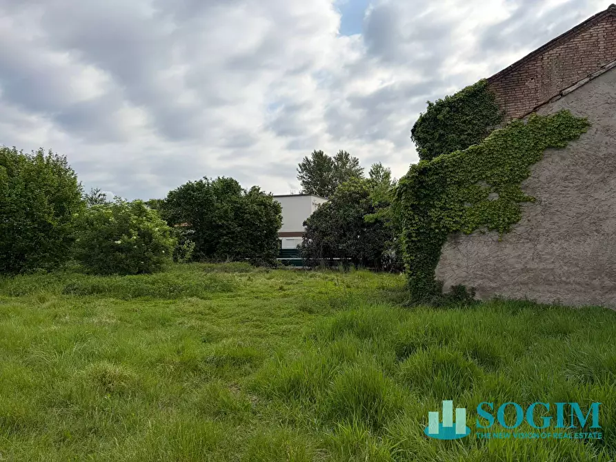 Immagine 14 di Villa in vendita  in Via Marelli 50 a Monza