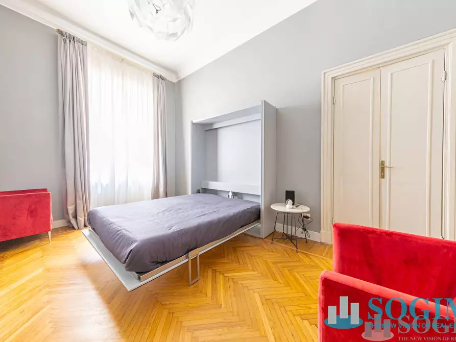 Immagine 13 di Appartamento in vendita  in via Enrico Besana 9 a Milano