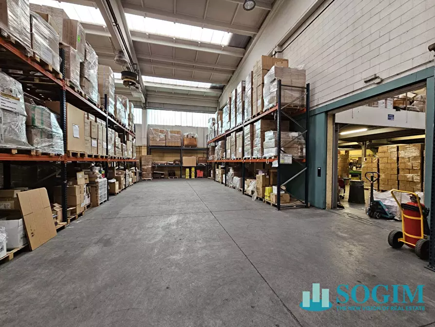 Immagine 3 di Capannone industriale in vendita  in via Gorizia 36 a Saronno