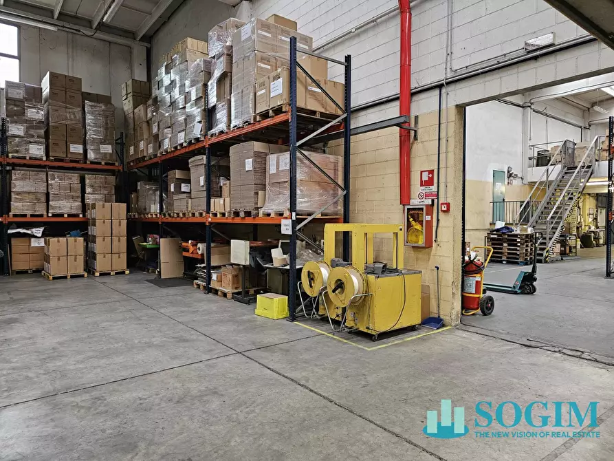 Immagine 5 di Capannone industriale in vendita  in via Gorizia 36 a Saronno