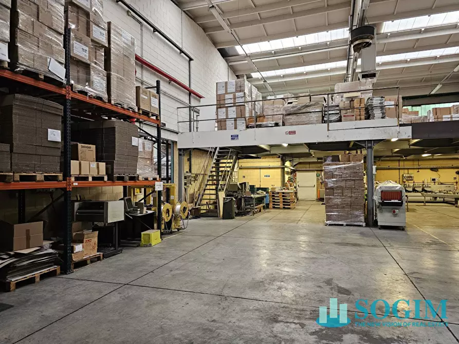 Immagine 7 di Capannone industriale in vendita  in via Gorizia 36 a Saronno