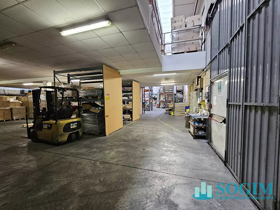 Immagine 11 di Capannone industriale in vendita  in via Gorizia 36 a Saronno