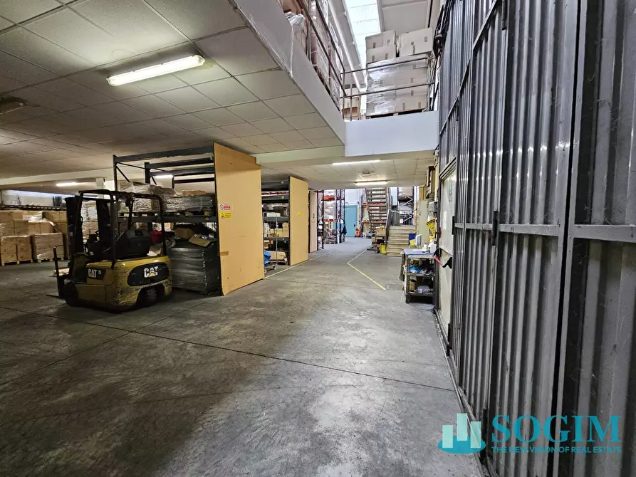 Immagine 12 di Capannone industriale in vendita  in via Gorizia 36 a Saronno