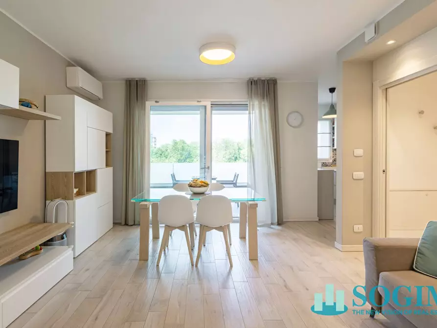Immagine 1 di Appartamento in vendita  in Copernico 43 a Cologno Monzese