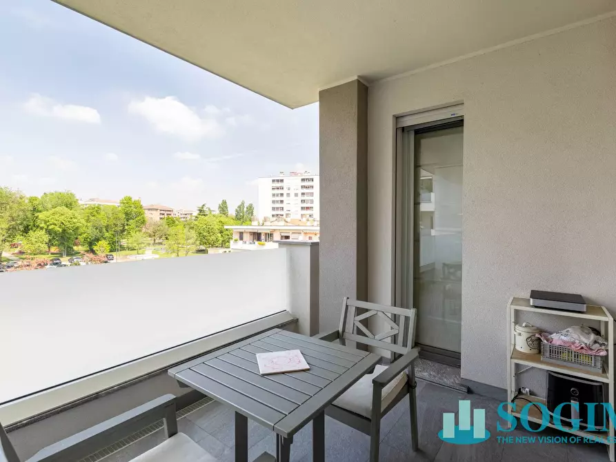 Immagine 6 di Appartamento in vendita  in Copernico 43 a Cologno Monzese