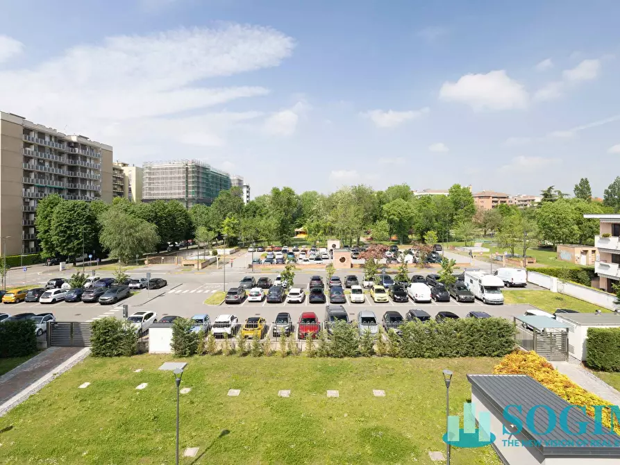 Immagine 10 di Appartamento in vendita  in Copernico 43 a Cologno Monzese