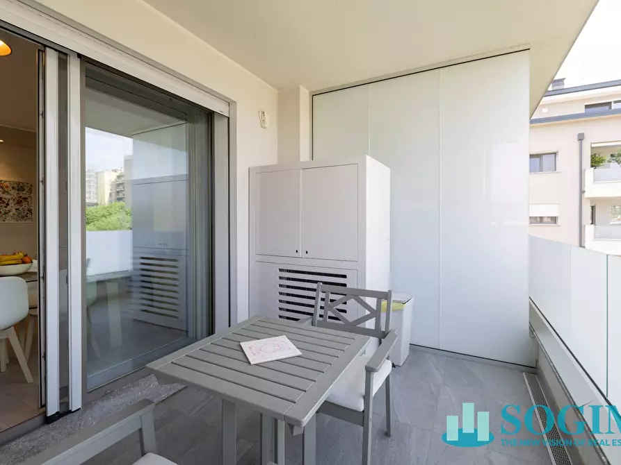 Immagine 8 di Appartamento in vendita  in Copernico 43 a Cologno Monzese