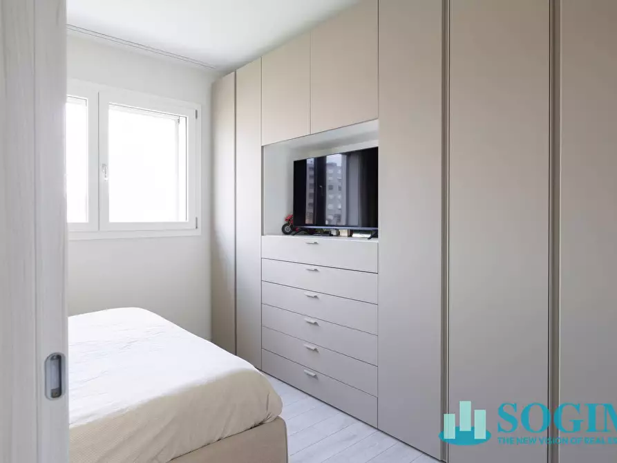 Immagine 21 di Appartamento in vendita  in Copernico 43 a Cologno Monzese