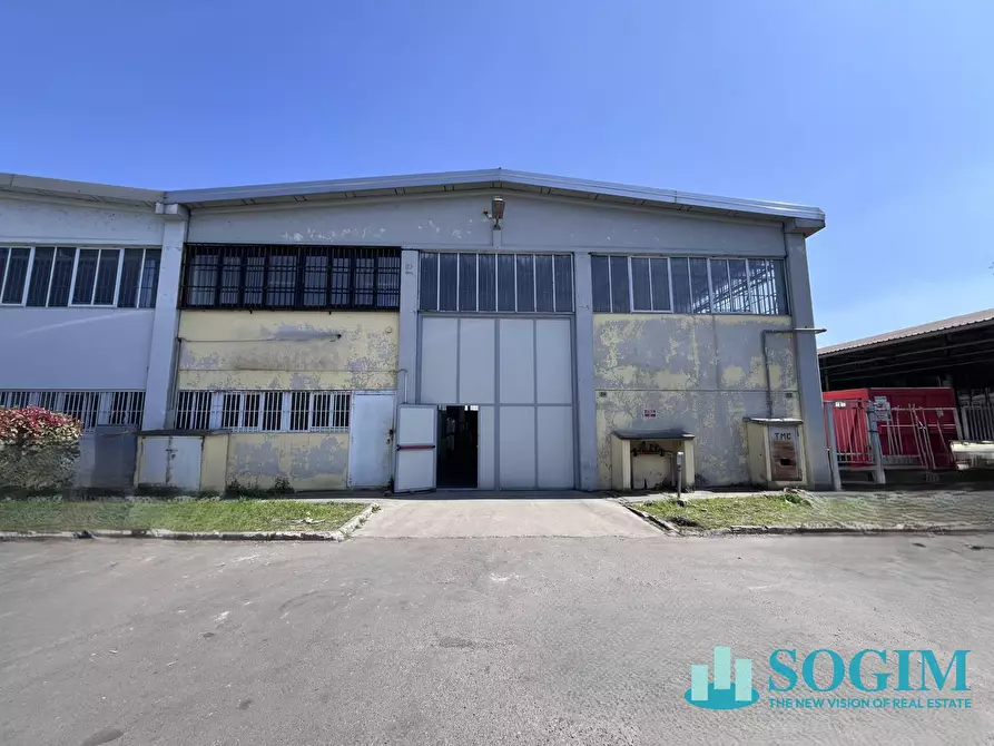 Immagine 7 di Capannone industriale in vendita  a Gaggiano