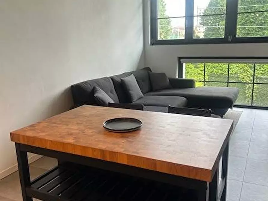 Immagine 9 di Appartamento in affitto  in VIA ALZAIA NAVIGLIO GRANDE 190 a Milano