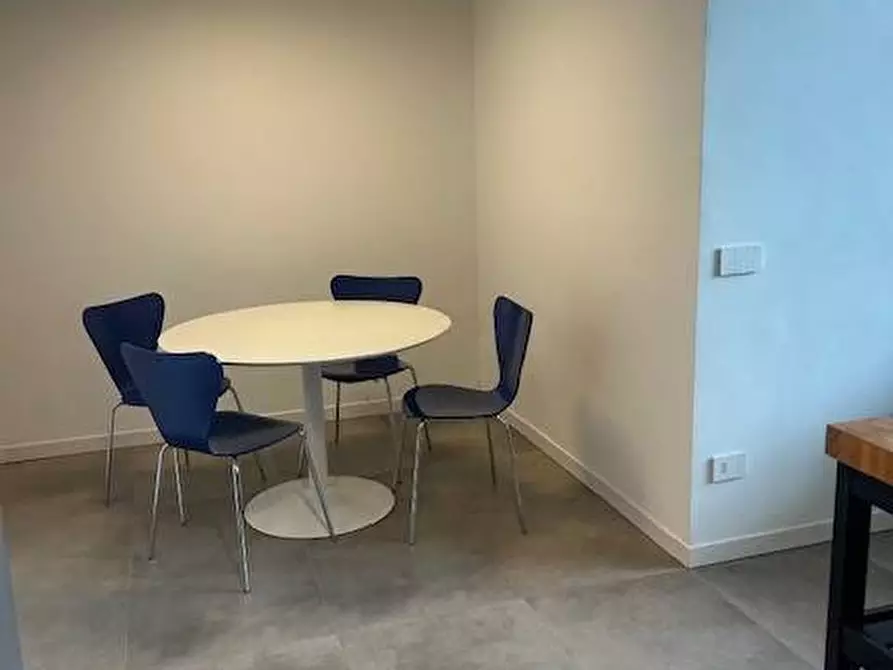 Immagine 12 di Appartamento in affitto  in VIA ALZAIA NAVIGLIO GRANDE 190 a Milano