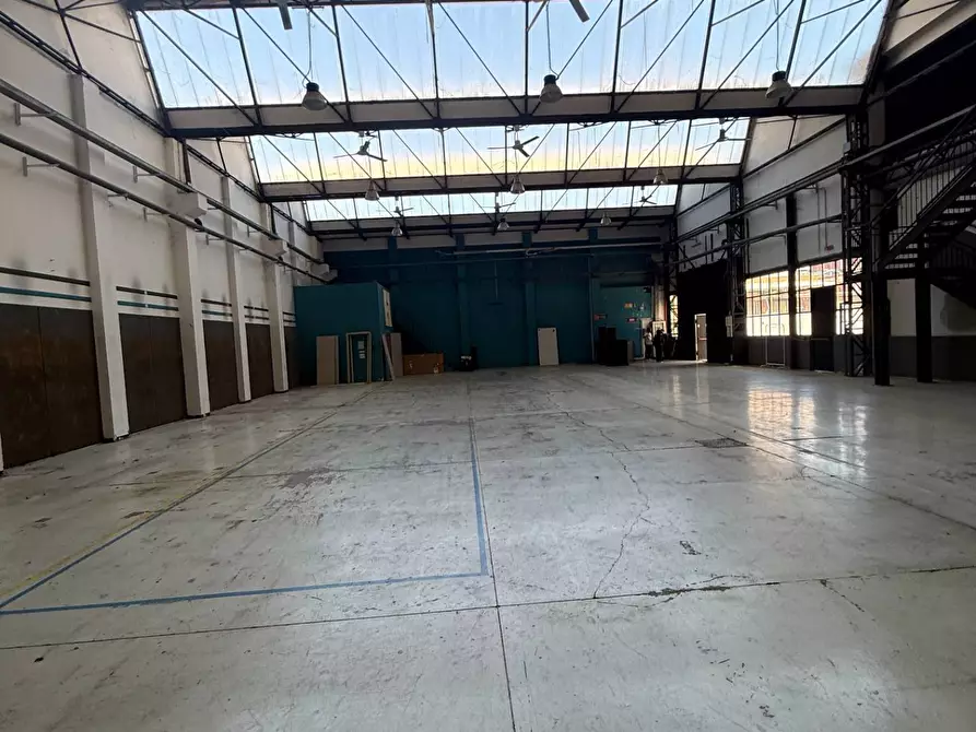 Immagine 17 di Capannone industriale in vendita  a Sesto San Giovanni