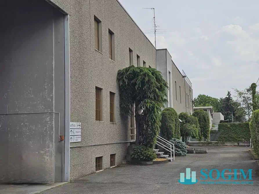 Immagine 3 di Capannone industriale in vendita  in via Gorizia 36 a Saronno