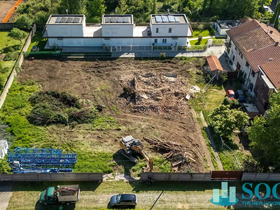 Immagine 25 di Villa in vendita  in Via Marelli 50 a Monza