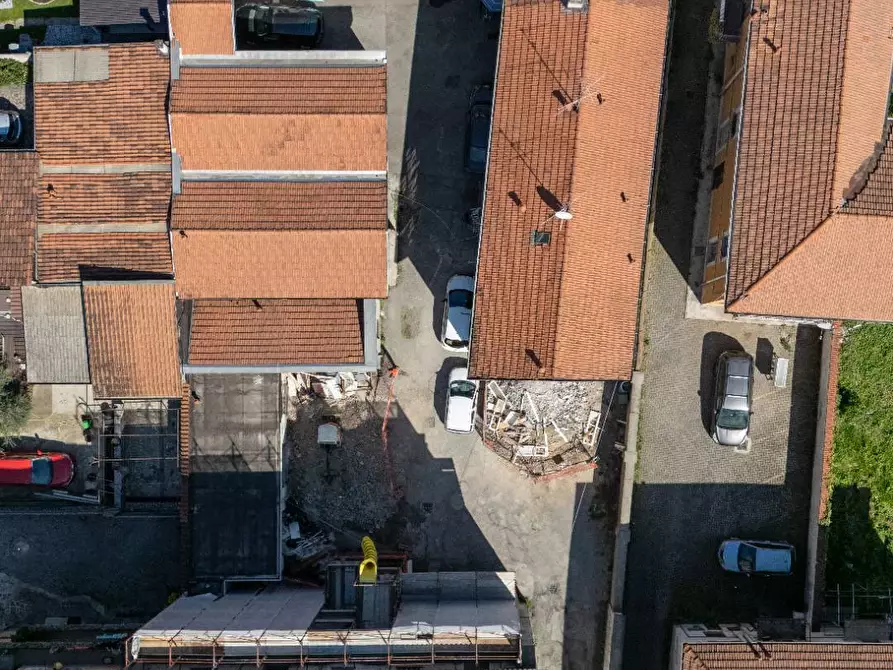 Immagine 17 di Loft/Open space in vendita  in Via Col di Lana 10 a Monza