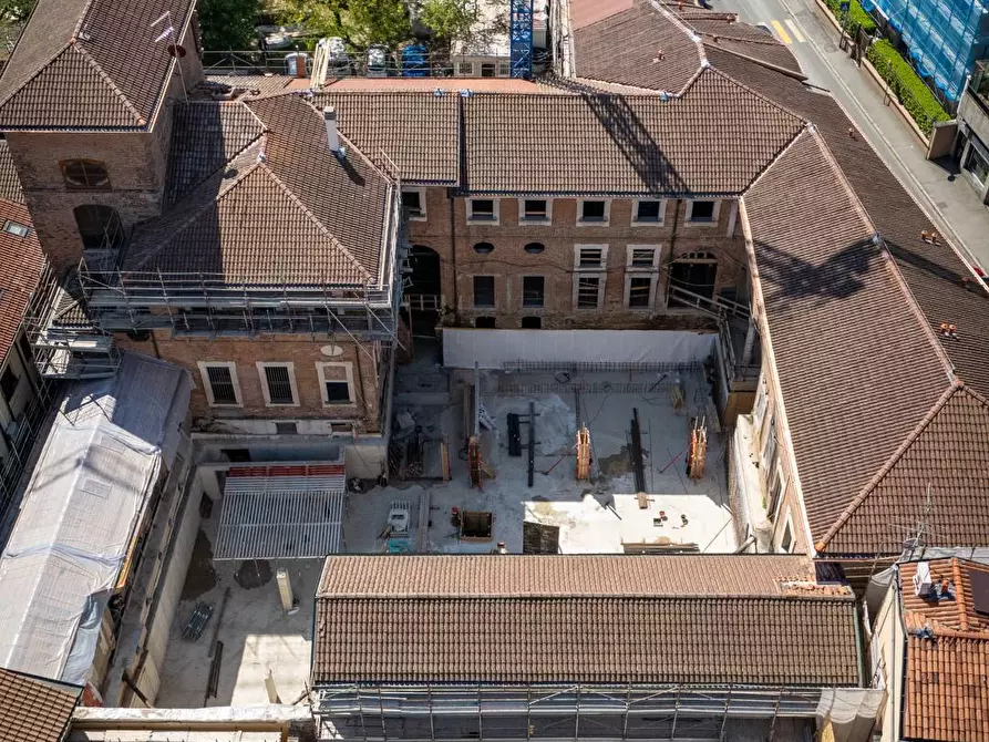 Immagine 44 di Appartamento in vendita  in Via Manzoni 5/7 a Monza