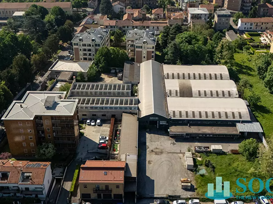 Immagine 12 di Attico in vendita  in via Tazzoli 15 a Monza