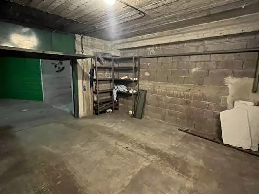 Immagine 5 di Box auto in vendita  in Via Achille Grandi 134 a Sesto San Giovanni