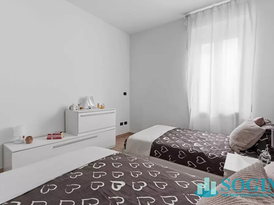 Immagine 12 di Appartamento in vendita  in viale assunta 42 a Cernusco Sul Naviglio