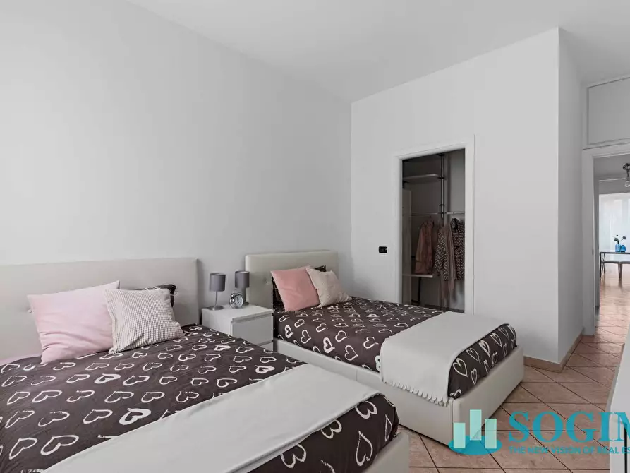 Immagine 14 di Appartamento in vendita  in viale assunta 42 a Cernusco Sul Naviglio