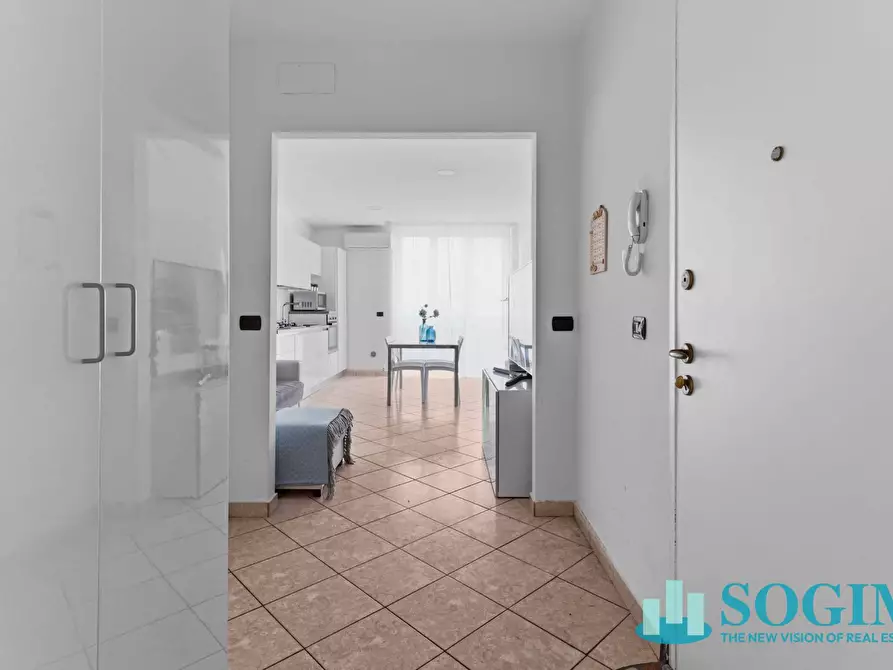 Immagine 18 di Appartamento in vendita  in viale assunta 42 a Cernusco Sul Naviglio