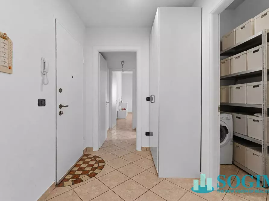 Immagine 21 di Appartamento in vendita  in viale assunta 42 a Cernusco Sul Naviglio