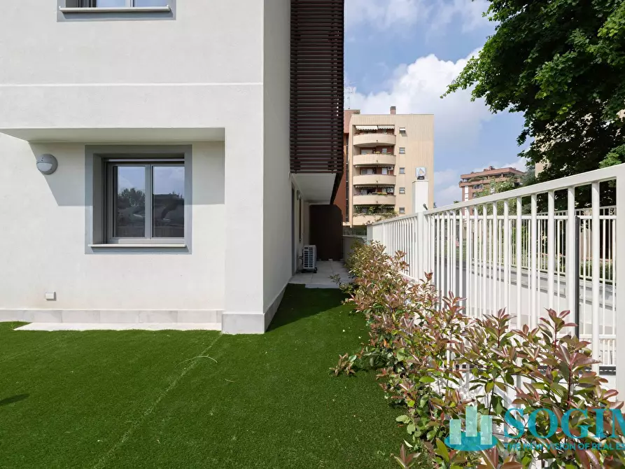 Immagine 19 di Appartamento in vendita  in Via Pacinotti 10 a Monza