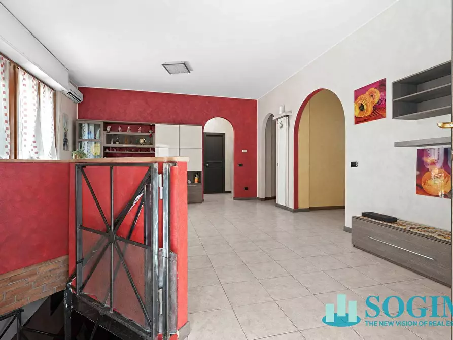 Immagine 10 di Appartamento in vendita  in Via Mercadante 55/a a Monza