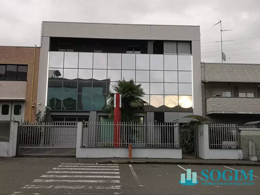 Immagine 1 di Capannone industriale in vendita  in via Fortuzzi 22 a Bovisio-Masciago