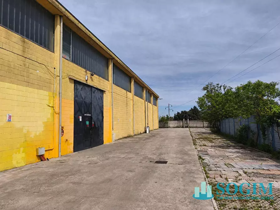 Immagine 1 di Capannone industriale in affitto  in Via Rossini 2 a Tribiano