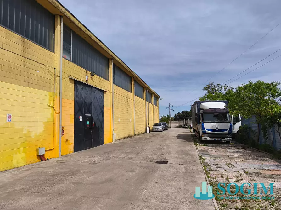 Immagine 12 di Capannone industriale in affitto  in Via Rossini 2 a Tribiano