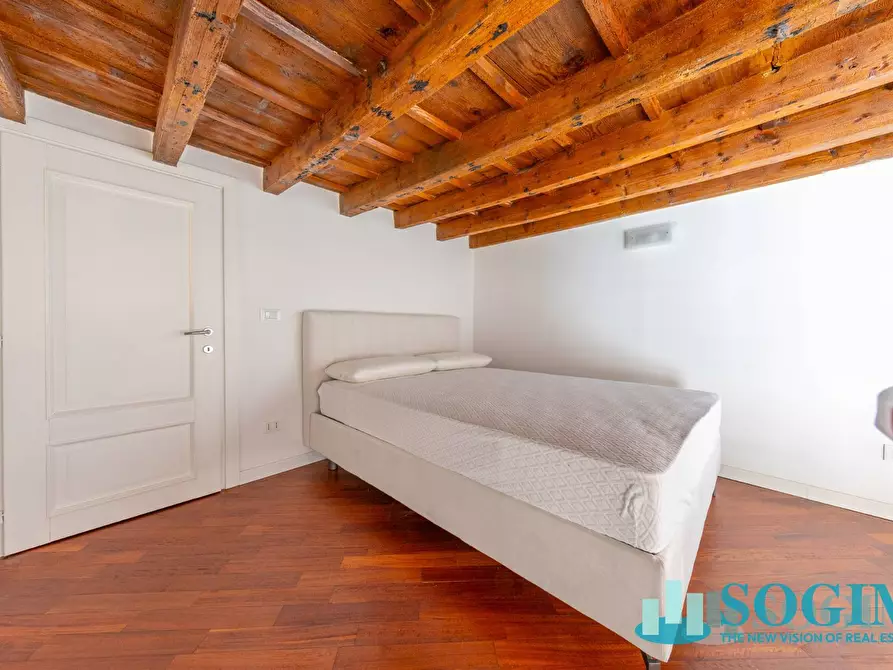 Immagine 24 di Loft/Open space in vendita  in Via Ascanio Sforza 9 a Milano
