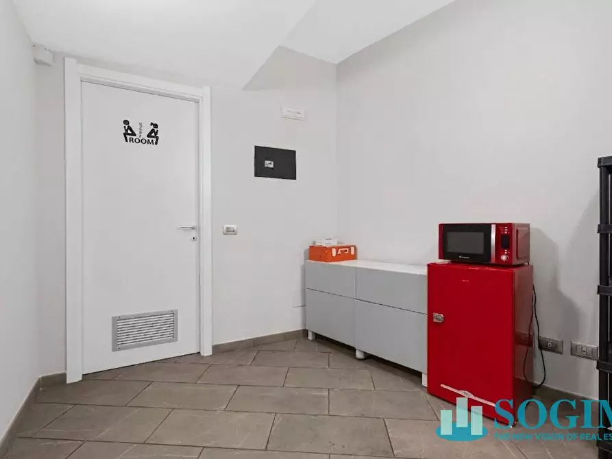 Immagine 23 di Ufficio in vendita  in via Terraggio 21 a Milano