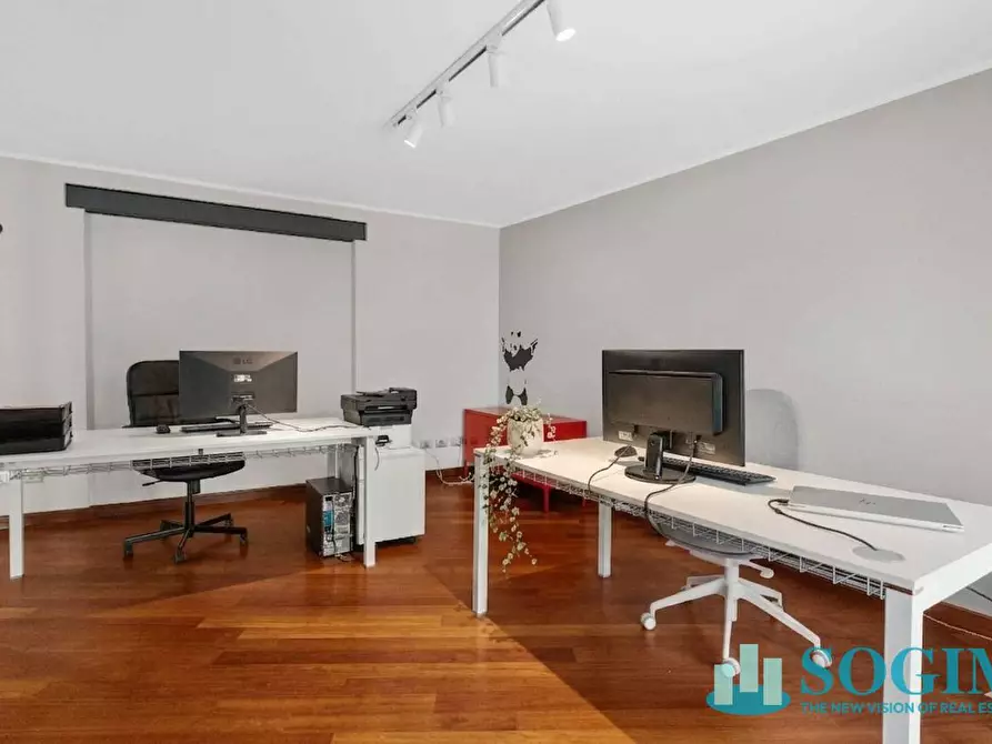 Immagine 9 di Ufficio in vendita  in via Terraggio 21 a Milano