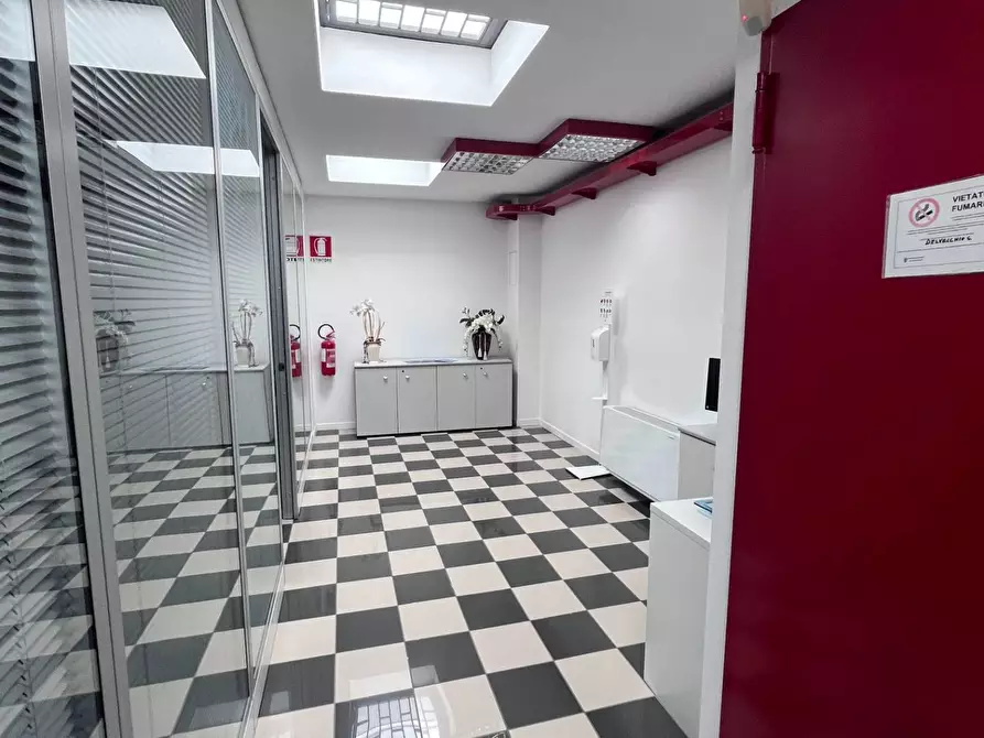 Immagine 14 di Capannone industriale in vendita  a Lacchiarella
