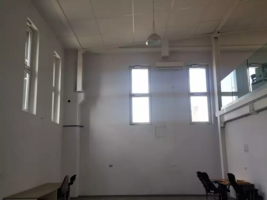Immagine 7 di Capannone industriale in affitto  in Strada Statale Sempione a Pero