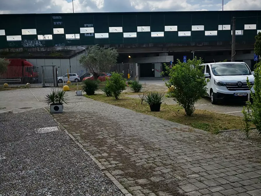 Immagine 16 di Capannone industriale in affitto  in Strada Statale Sempione a Pero